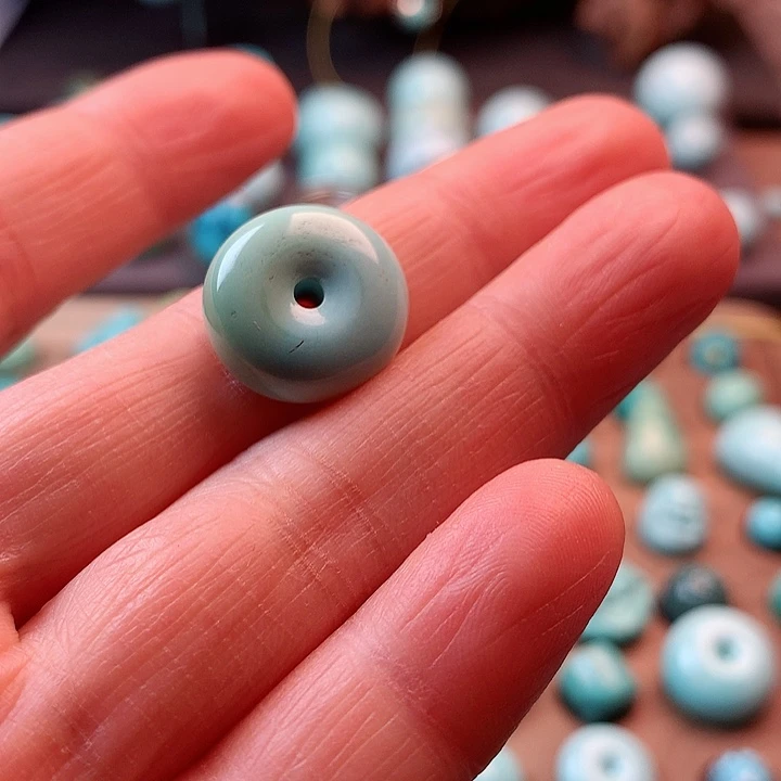 绿松石配饰未镶嵌