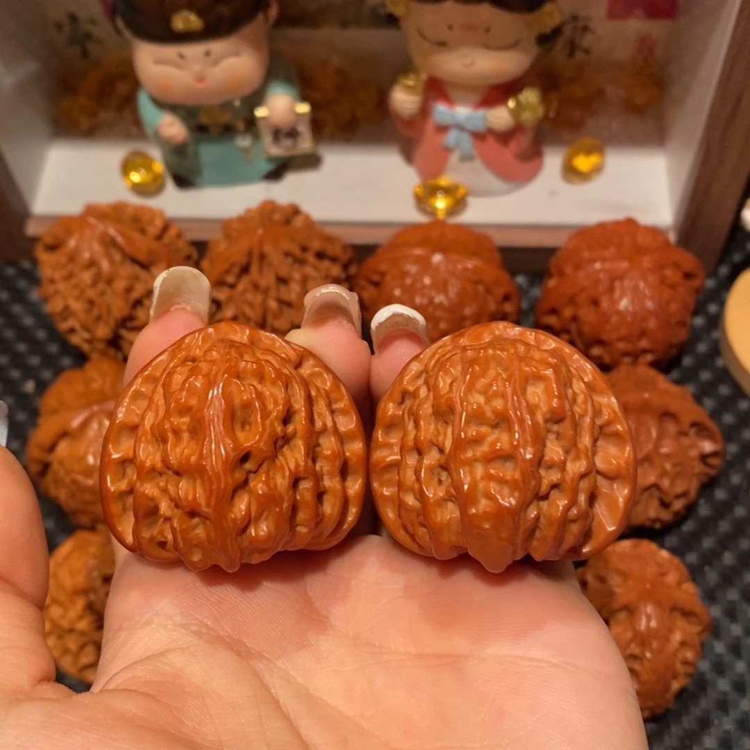 吊坠桃核8.2白狮子的1316