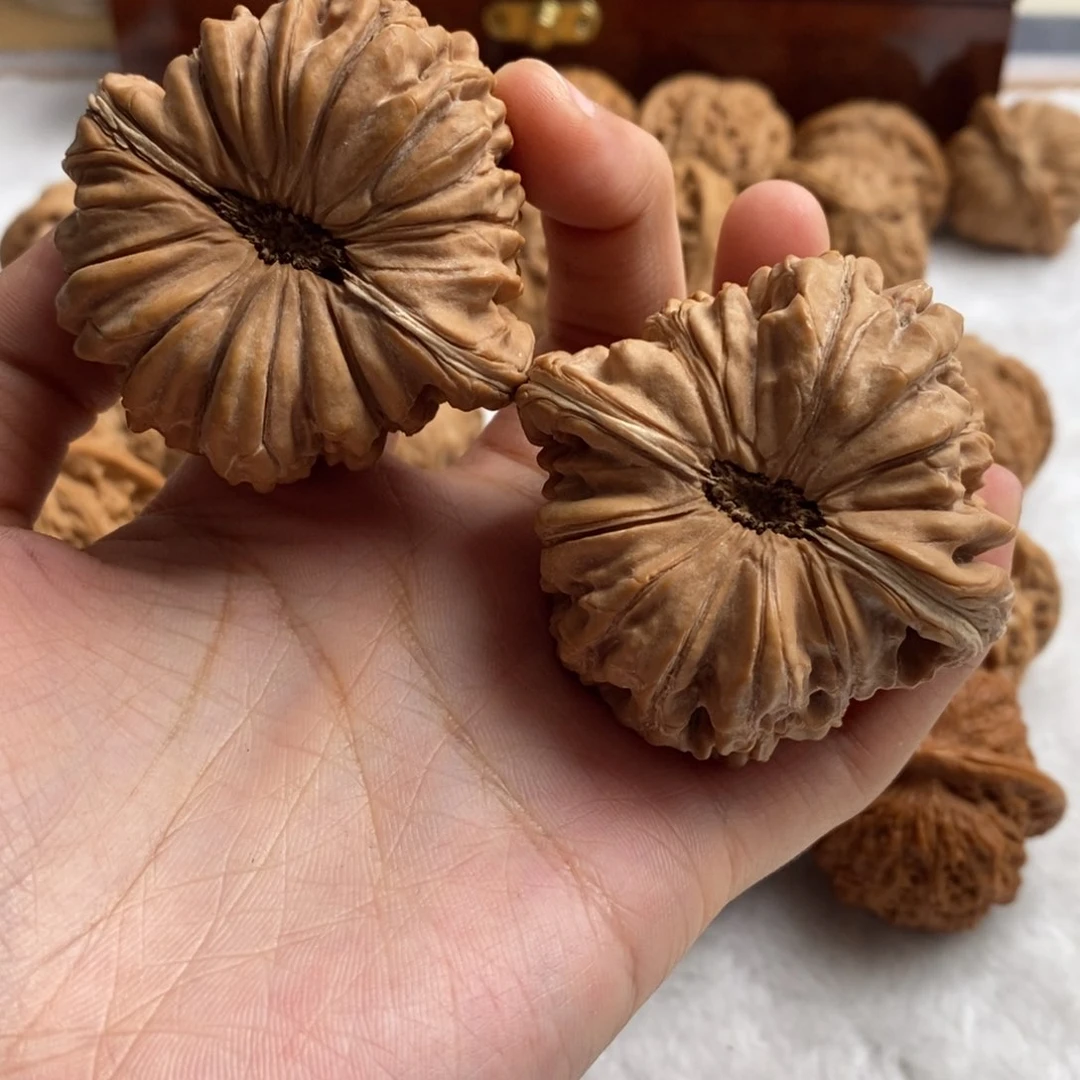文玩核桃吊坠C****y话剧龙