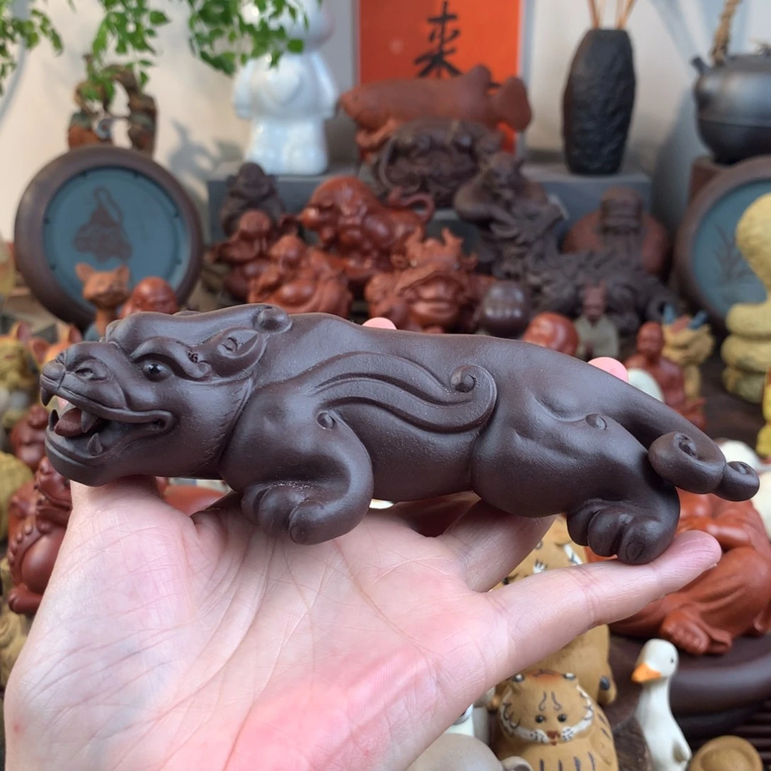 紫砂茶宠霸气招财貔貅老紫泥