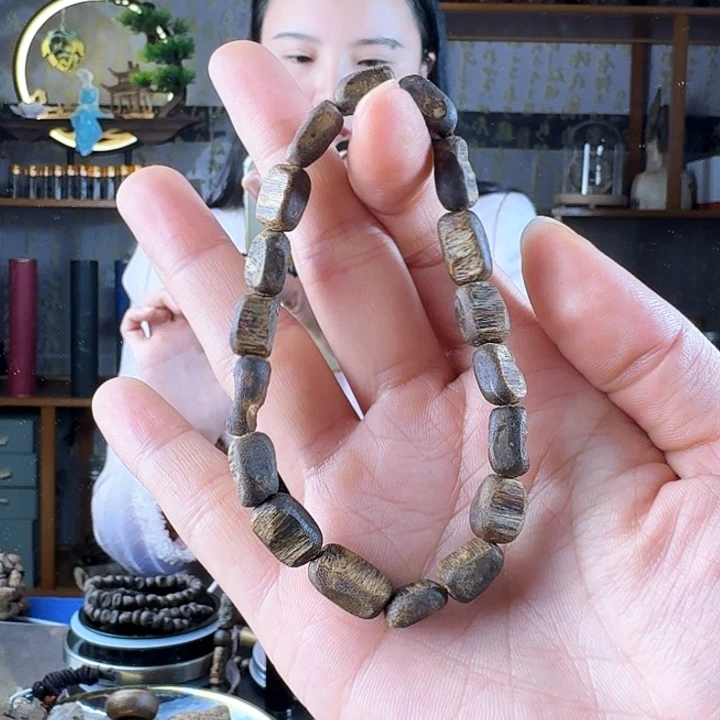 沉香手串星*1醇化料沉水级白奇楠留疤手串6.5克