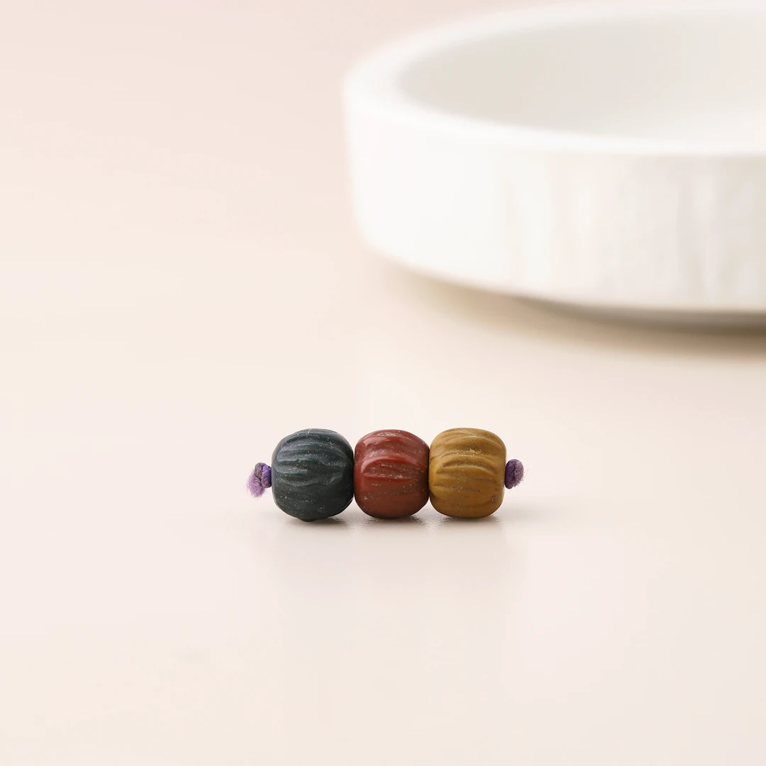 S1967  阿拉善玛瑙雕刻百香配饰