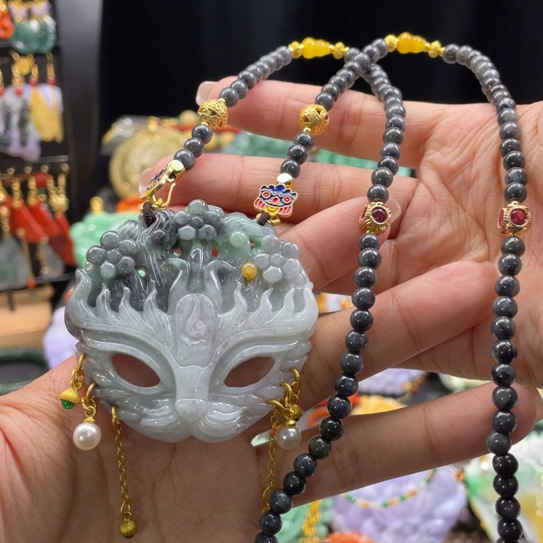 翡翠颈饰未镶嵌代编织