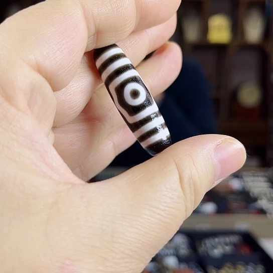 玛瑙/玉髓颈饰合金¹****°