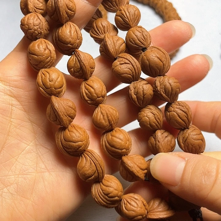 吊坠桃核秦岭龙纹36颗手持玉龙脊