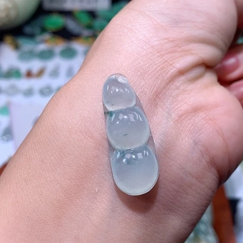 颈饰未镶嵌翡翠豆子