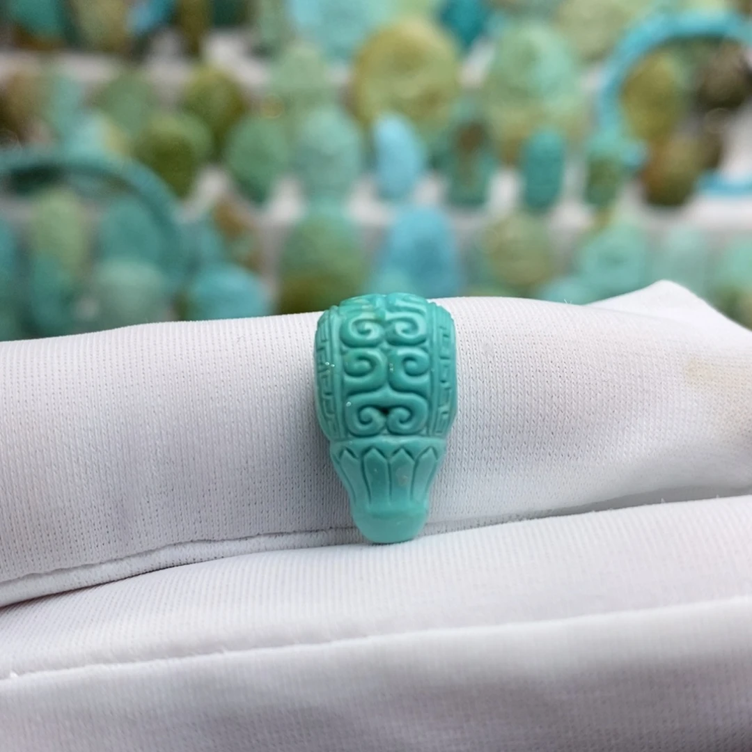 绿松石未镶嵌绿松石