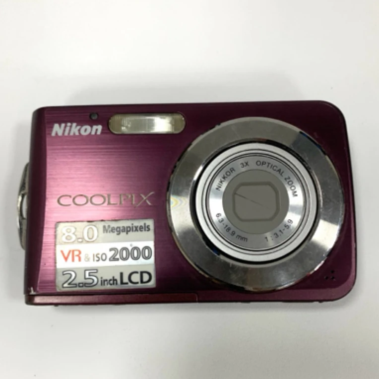 9新 Nikon/尼康 s210数码相机ccd 出片奶油肌 左侧屏幕微黄