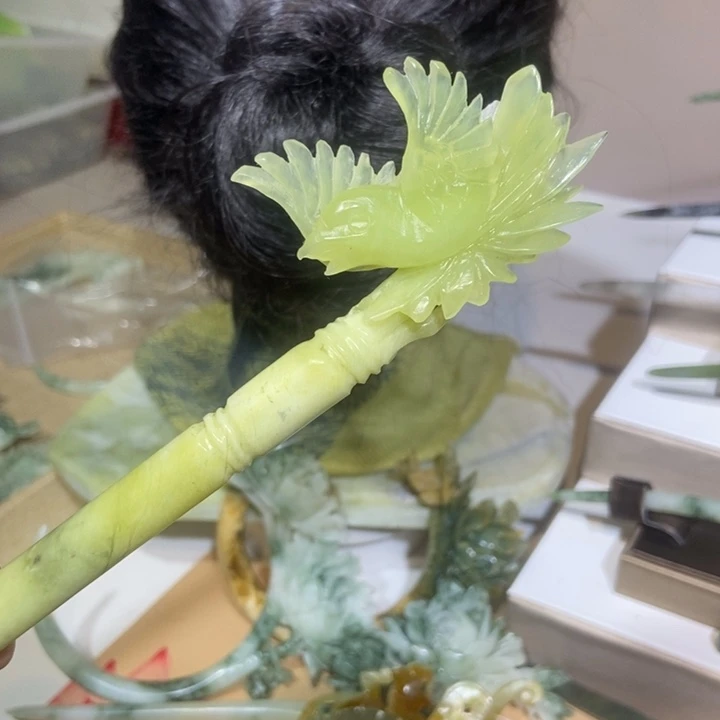 蛇纹石玉发饰未镶嵌