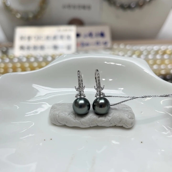 海水珍珠漏大溪地四叶草耳钩8-9mm银S925镶嵌