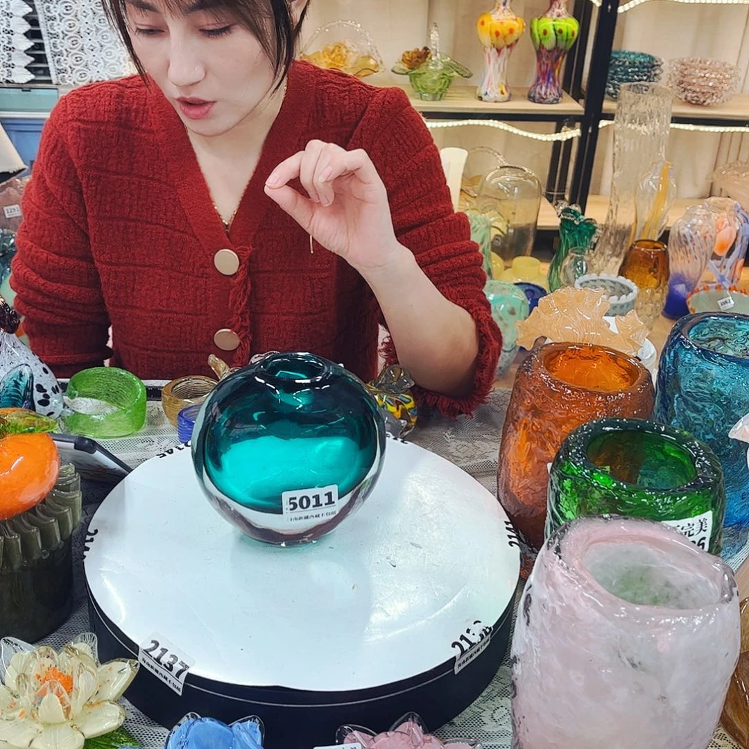 5011 家悦琉璃工艺品不完美