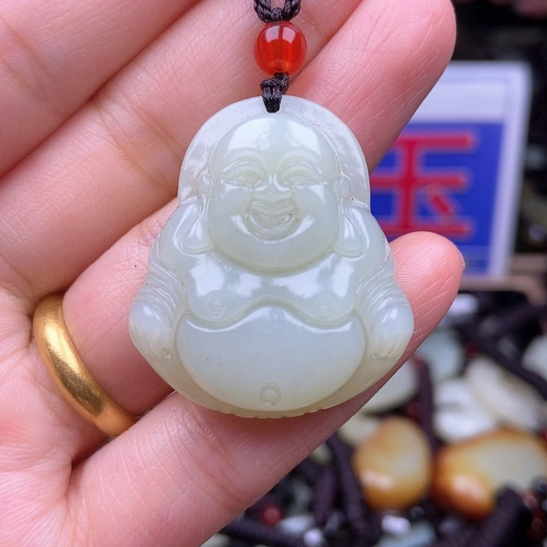 颈饰未镶嵌和田玉