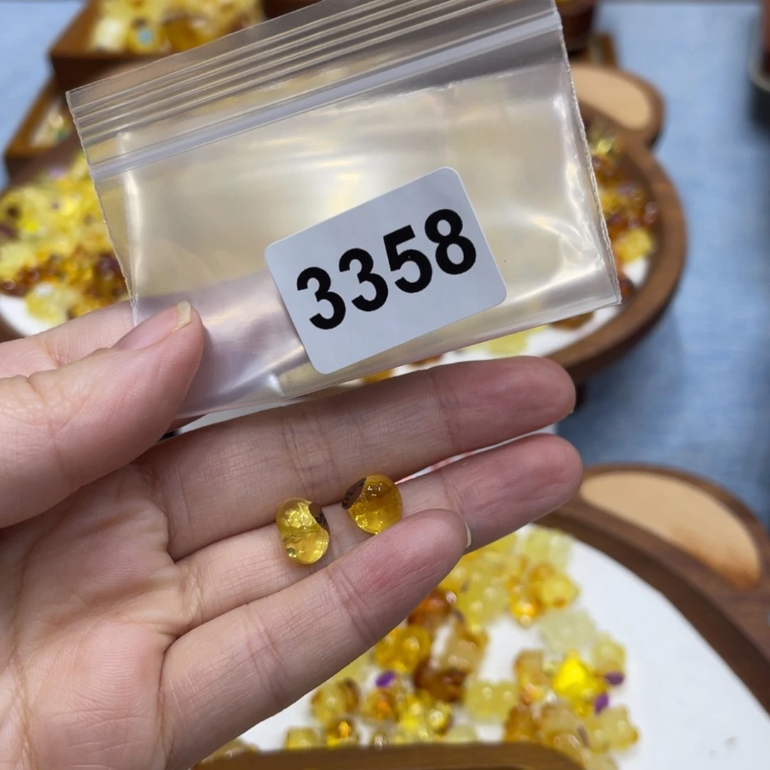 琥珀珠宝奇石未镶嵌