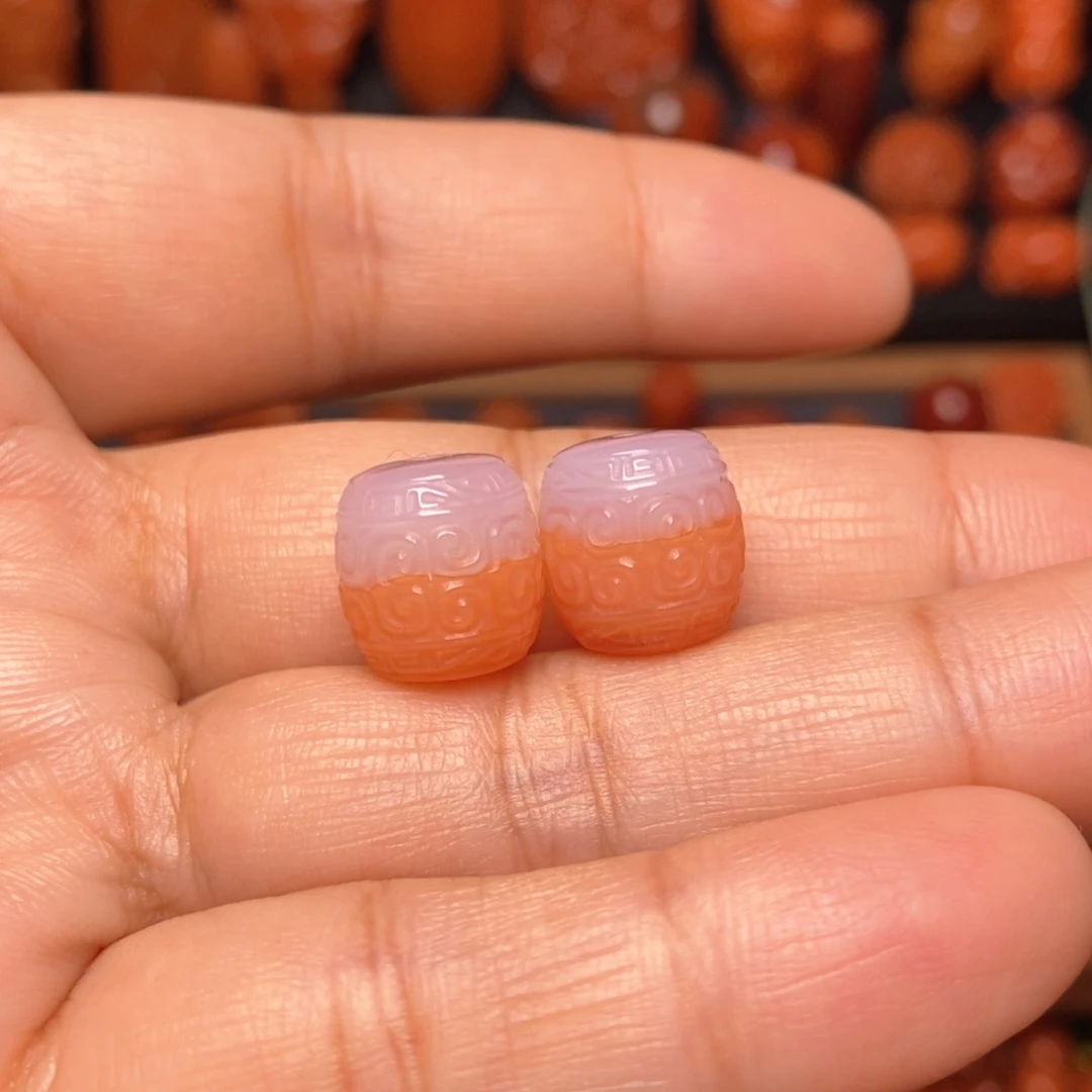 南红玛瑙配饰未镶嵌直切回纹一对卡10.9