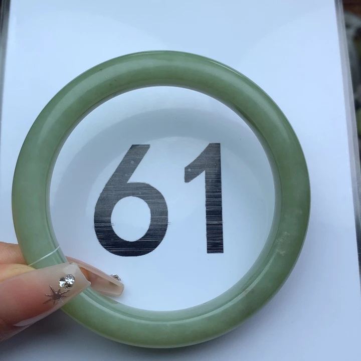 未镶嵌手镯和田玉2