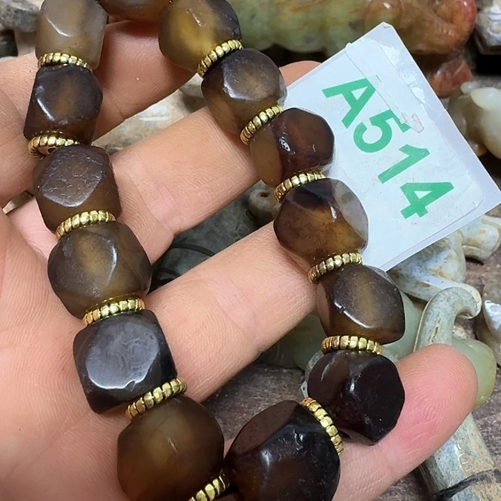 玛瑙/玉髓颈饰未镶嵌