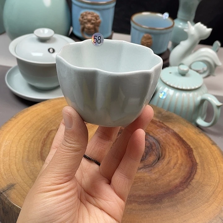 摆件陶杯月白花口微瑕88