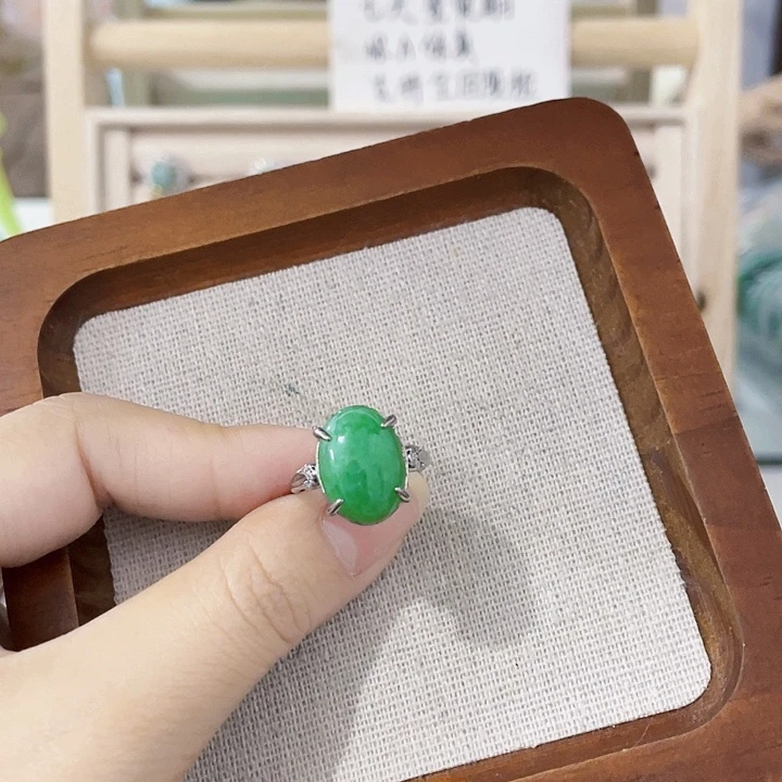 翡翠未镶嵌颈饰天然翡翠Ａ货