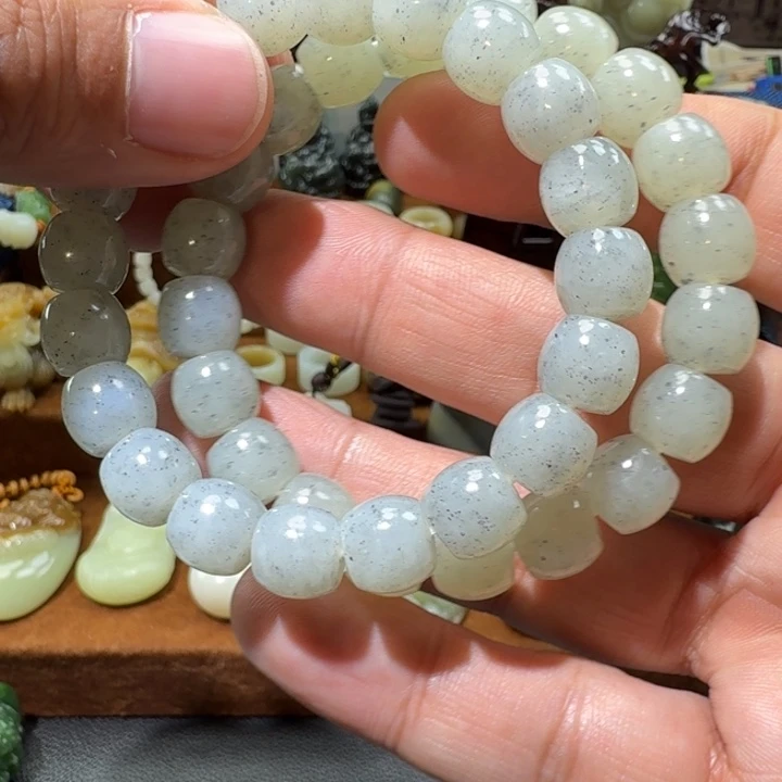 和田玉未镶嵌挂件颜色多样性发货拍一发一