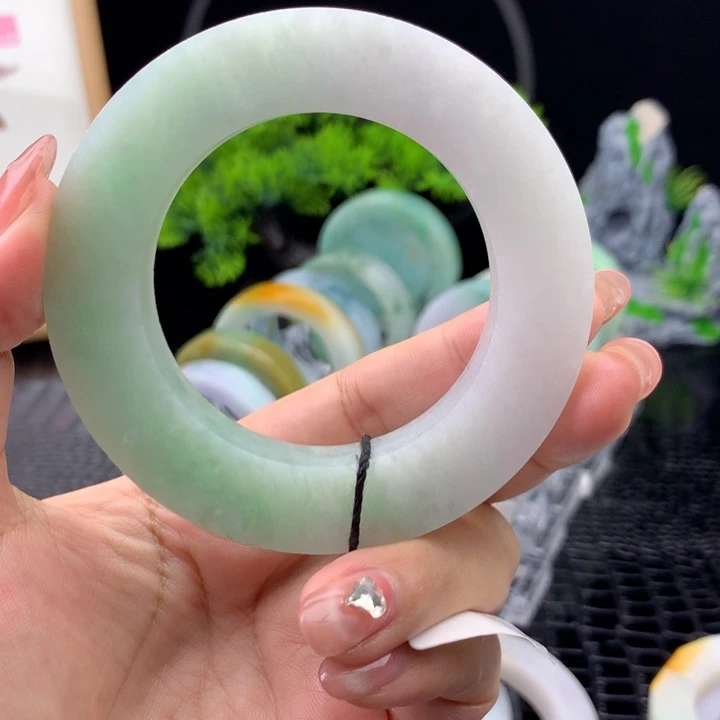定制翡翠未镶嵌纯天然A货翡翠