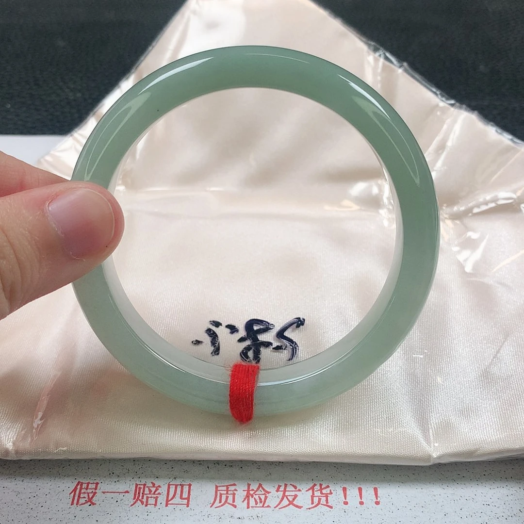 未镶嵌手镯翡翠366