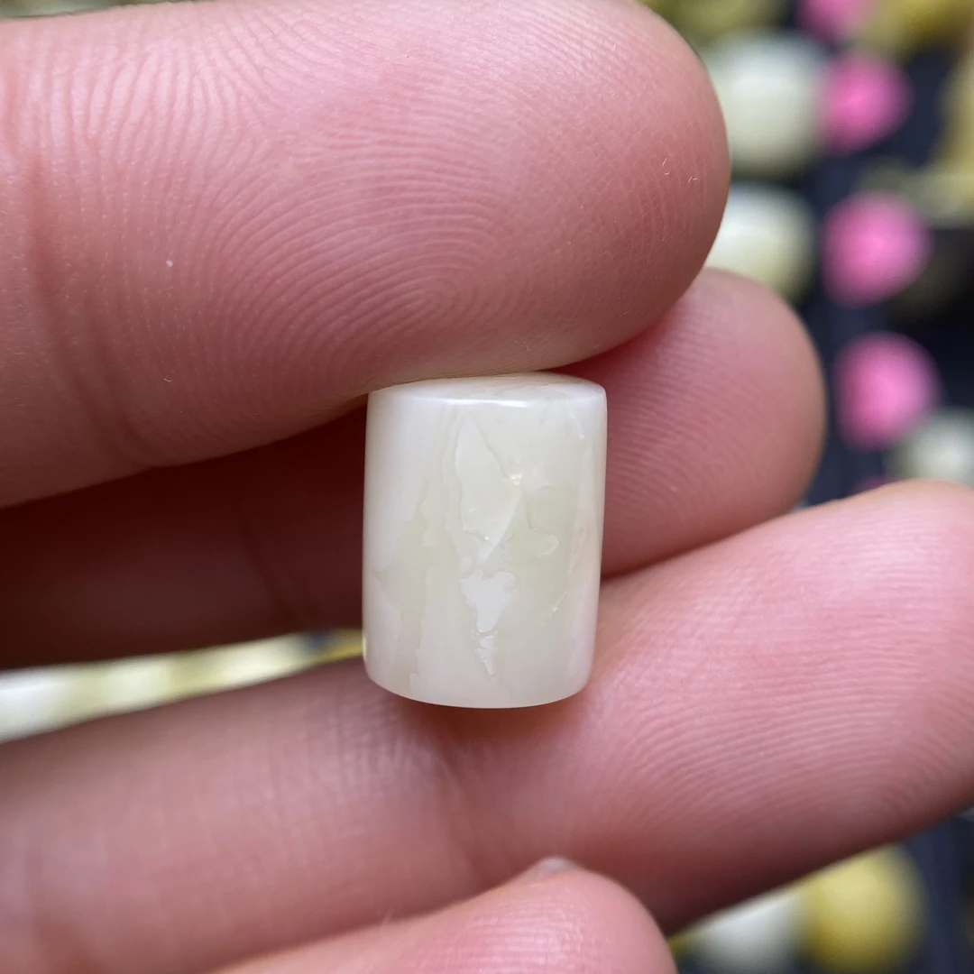 蜜蜡白蜜小桶珠9.0×11.7mm，天然无优化，带丁点小冰花，