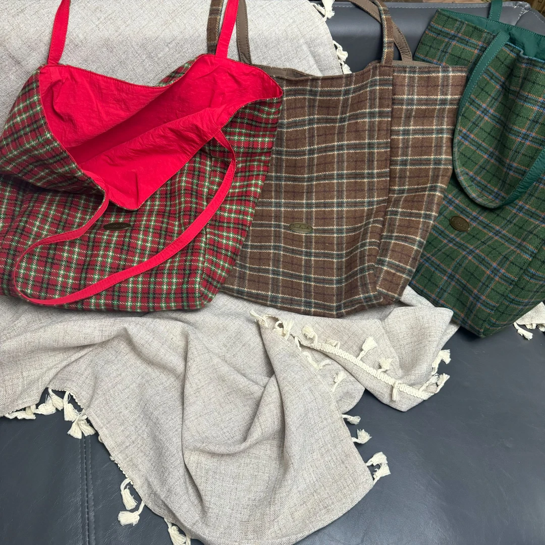 2025新款休闲原创大容量字母托特包上课补习韩慵懒双面通勤单肩