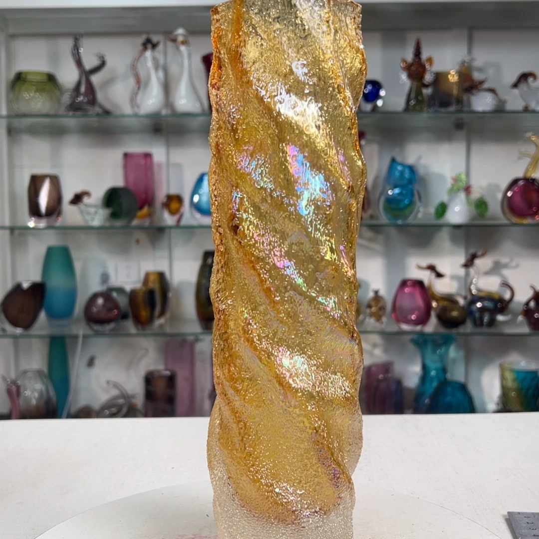 幻彩琉璃花瓶纯手工痕迹高度31
