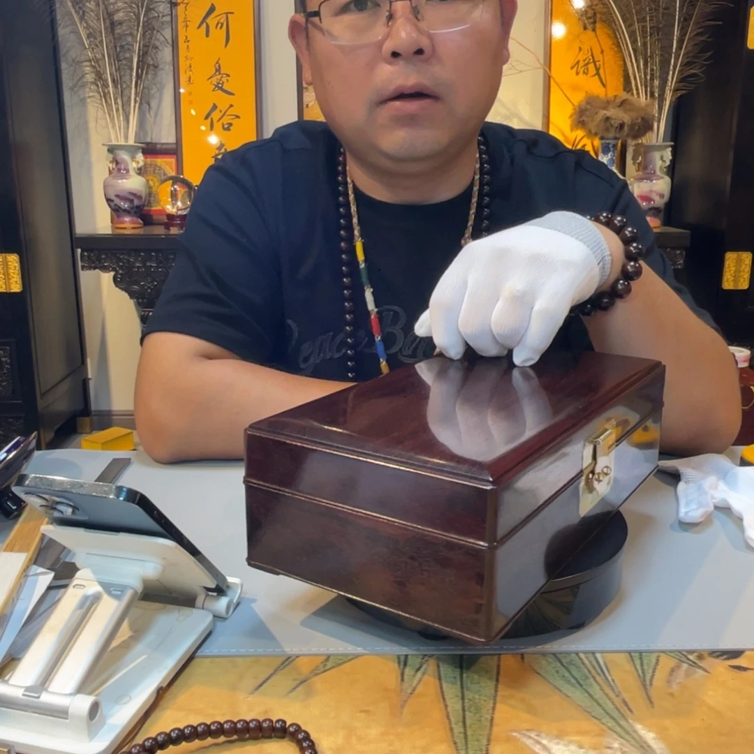 檀香紫檀（小叶紫檀）文玩盒