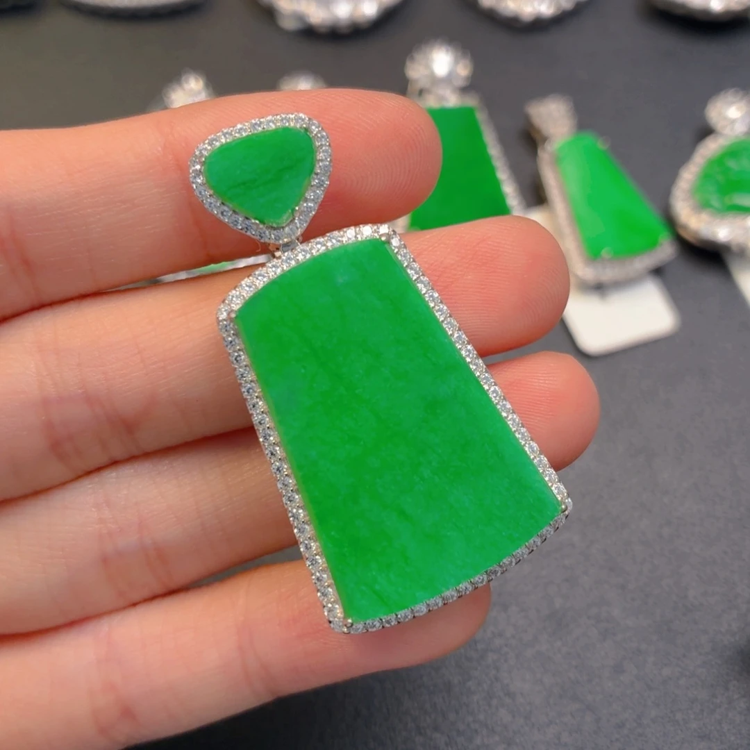 翡翠银S925镶嵌颈饰