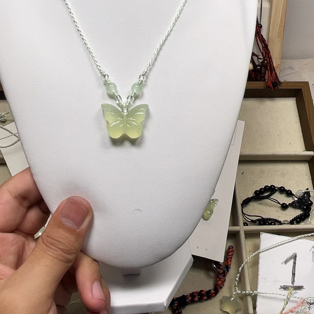 蛇纹石玉合金颈饰