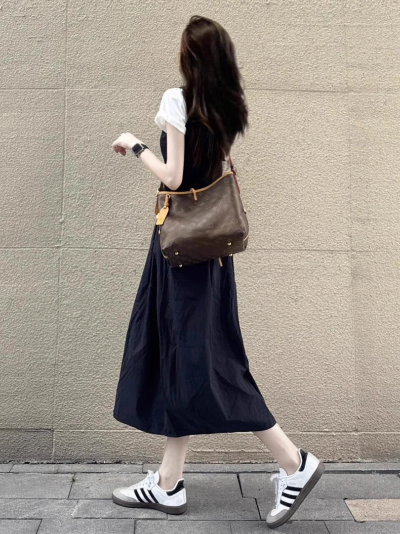 2025夏季新款韩系穿搭通勤慵懒风假两件上衣显瘦百搭半身裙两件套