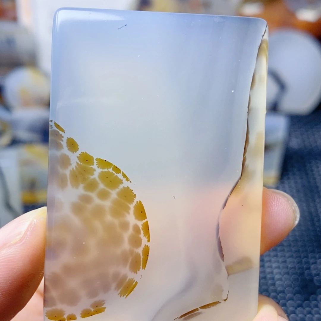 玛瑙/玉髓未镶嵌珠宝奇石