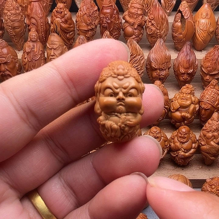 吊坠橄榄核17黄财神