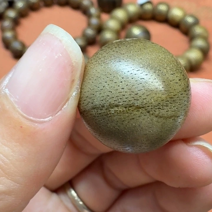 大叶紫檀（黑酸枝木类）