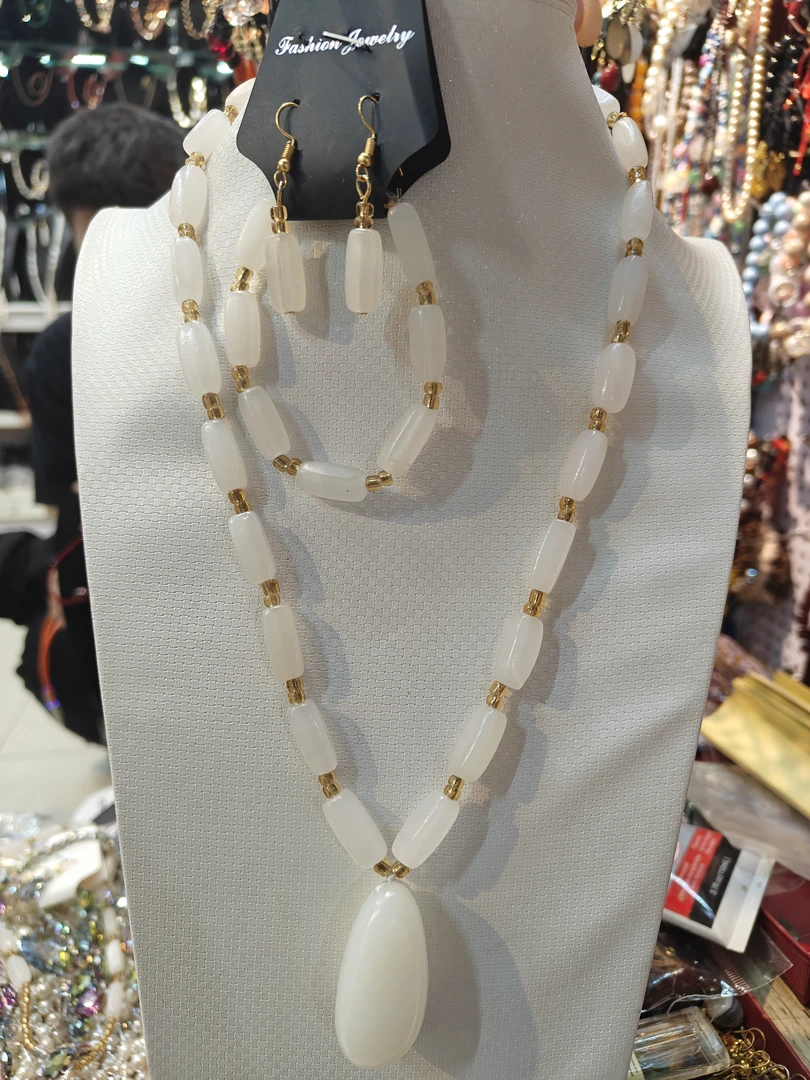 不锈钢项链  بايۈ قاشتېشى.