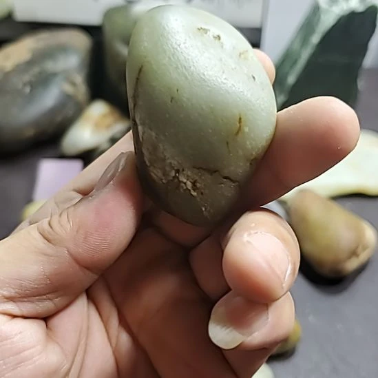 和田玉（糖玉）未镶嵌挂件