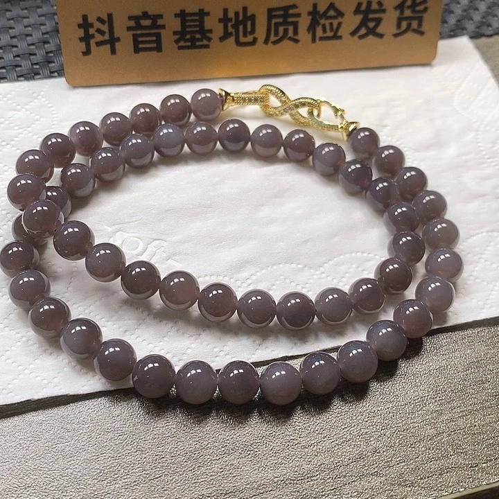 颈饰未镶嵌和田玉卡8