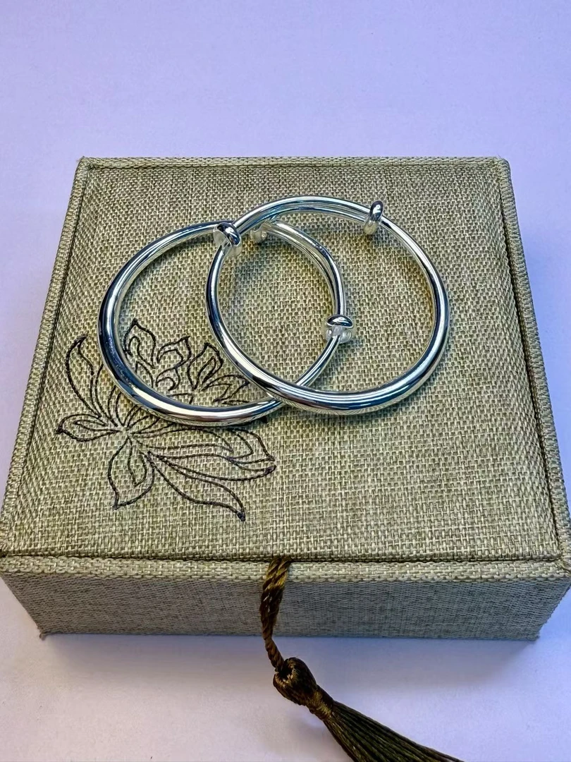 货号2014银色手镯女款【无礼盒】