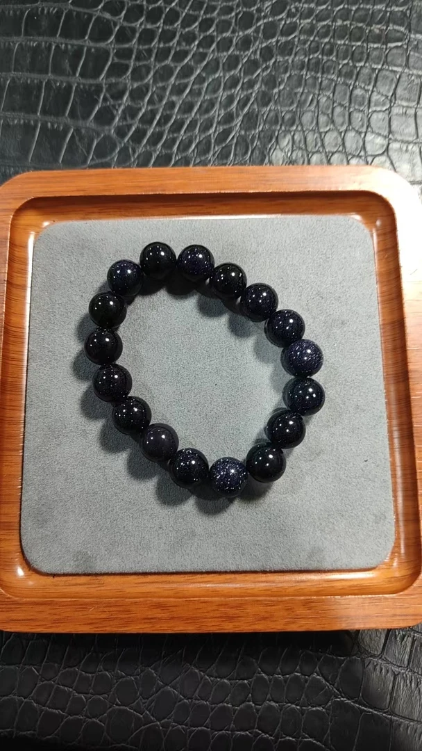 精品时尚天外玻陨手链六407