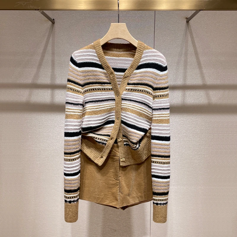 时髦精穿搭套装2025秋季新款小香风撞色条纹针织开衫短裤子两件套