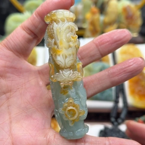 岫玉未镶嵌挂件挂件