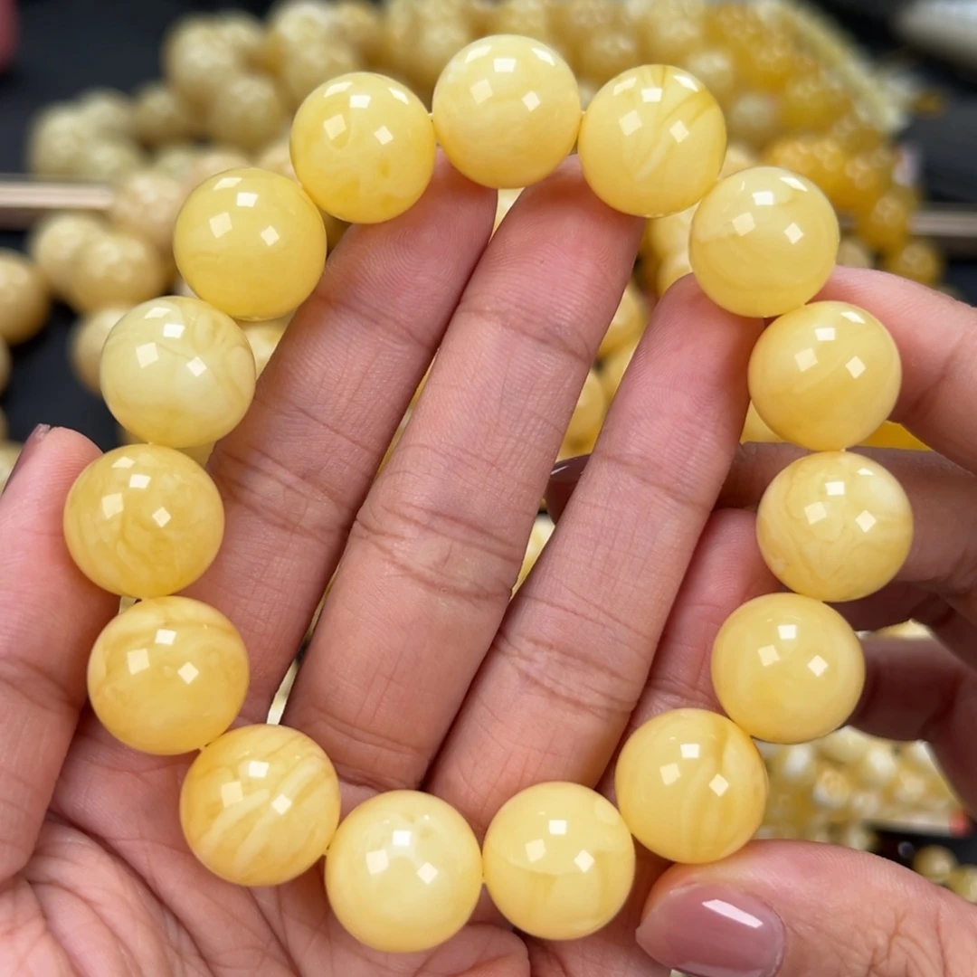 琥珀未镶嵌手链30.3克