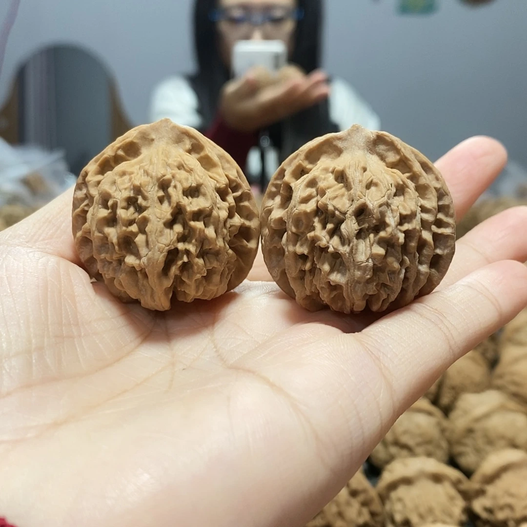 吊坠文玩核桃玉麒麟37+黄