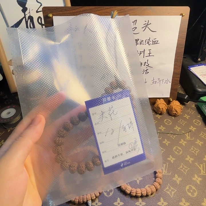 大***花吊坠金刚菩提纯血老树王1号