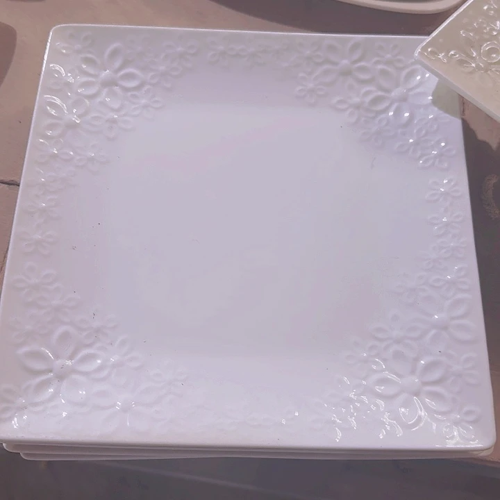 瓷浮雕  9.9   2 个 10.5 英寸 方盘