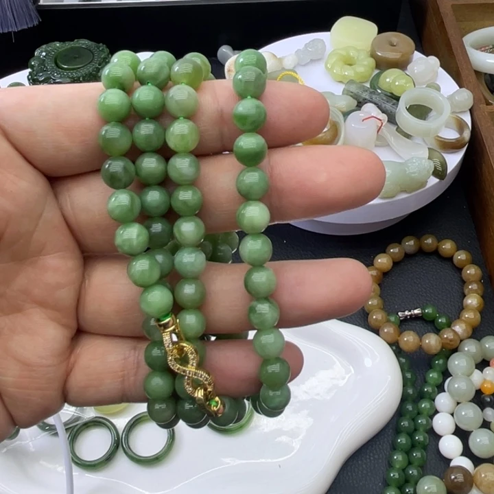 和田玉未镶嵌项链