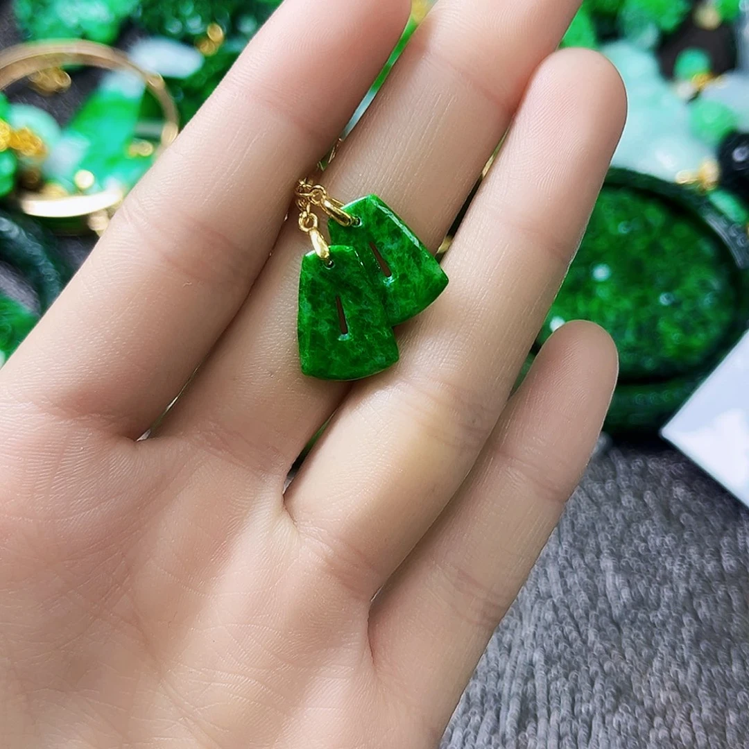 颈饰银S925镶嵌翡翠多样性