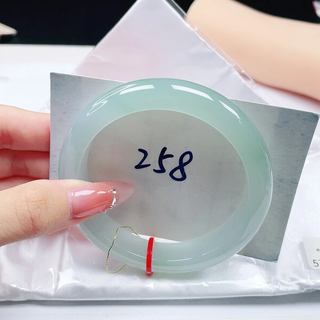 未镶嵌手镯翡翠57+