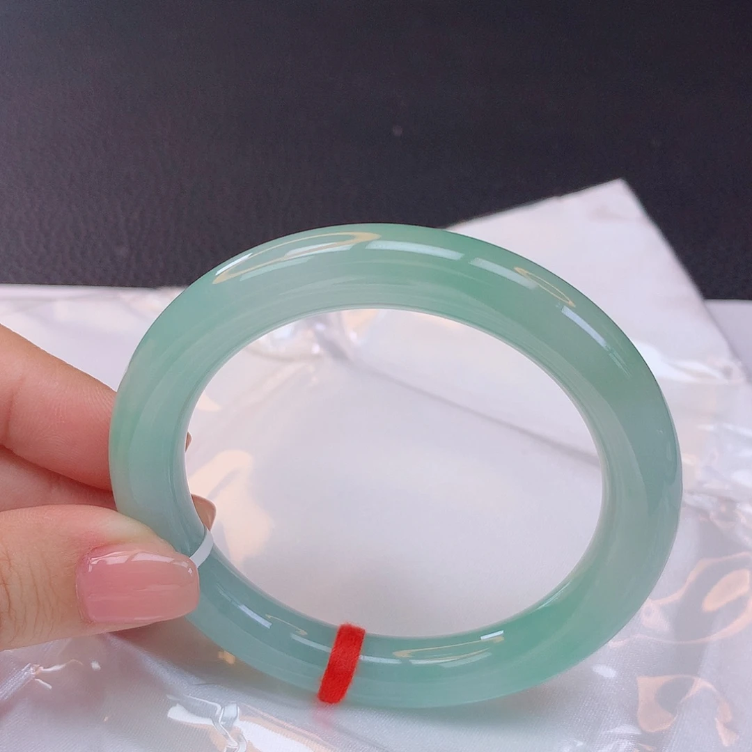 翡翠手镯未镶嵌翡翠661003